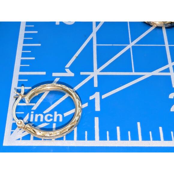 Vintage HAN 3/4" Sterling Silver Diamond Cut Hollow Hoop Pierced Earrings - Picture 5 of 5